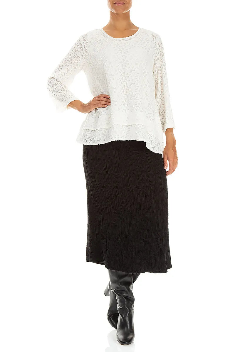 Lagenbluse aus Seide mit floralem Strukturmuster in Off-White