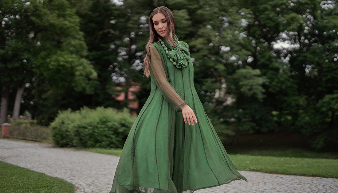 What to Wear to an Autumn Wedding