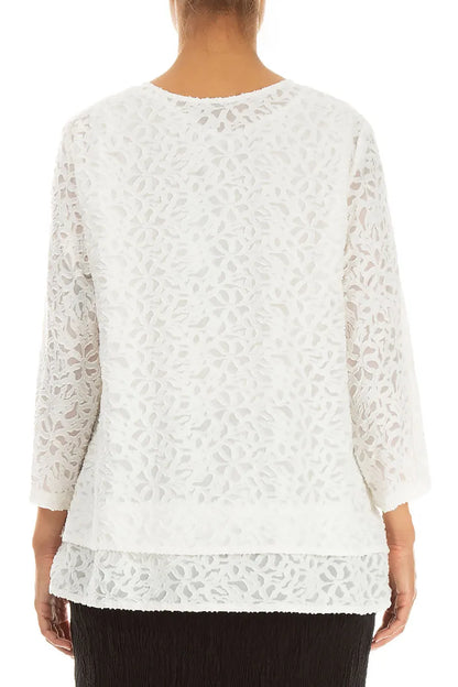 Lagenbluse aus Seide mit floralem Strukturmuster in Off-White