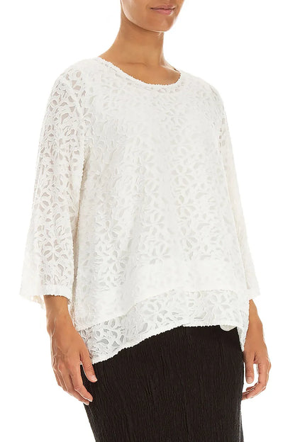 Lagenbluse aus Seide mit floralem Strukturmuster in Off-White