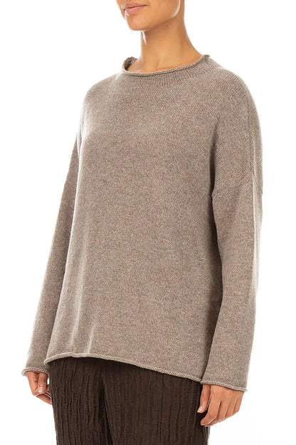 Pull en cachemire beige à bord roulé