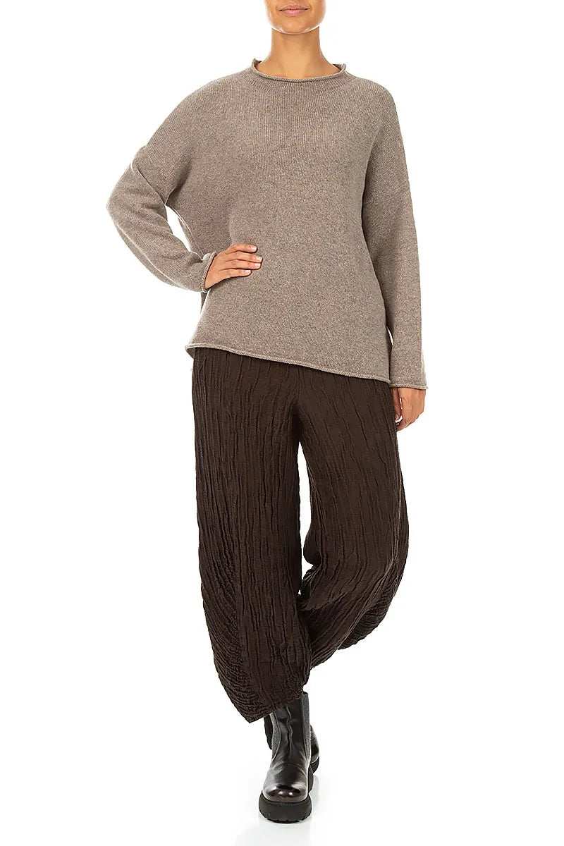 Pull en cachemire beige à bord roulé