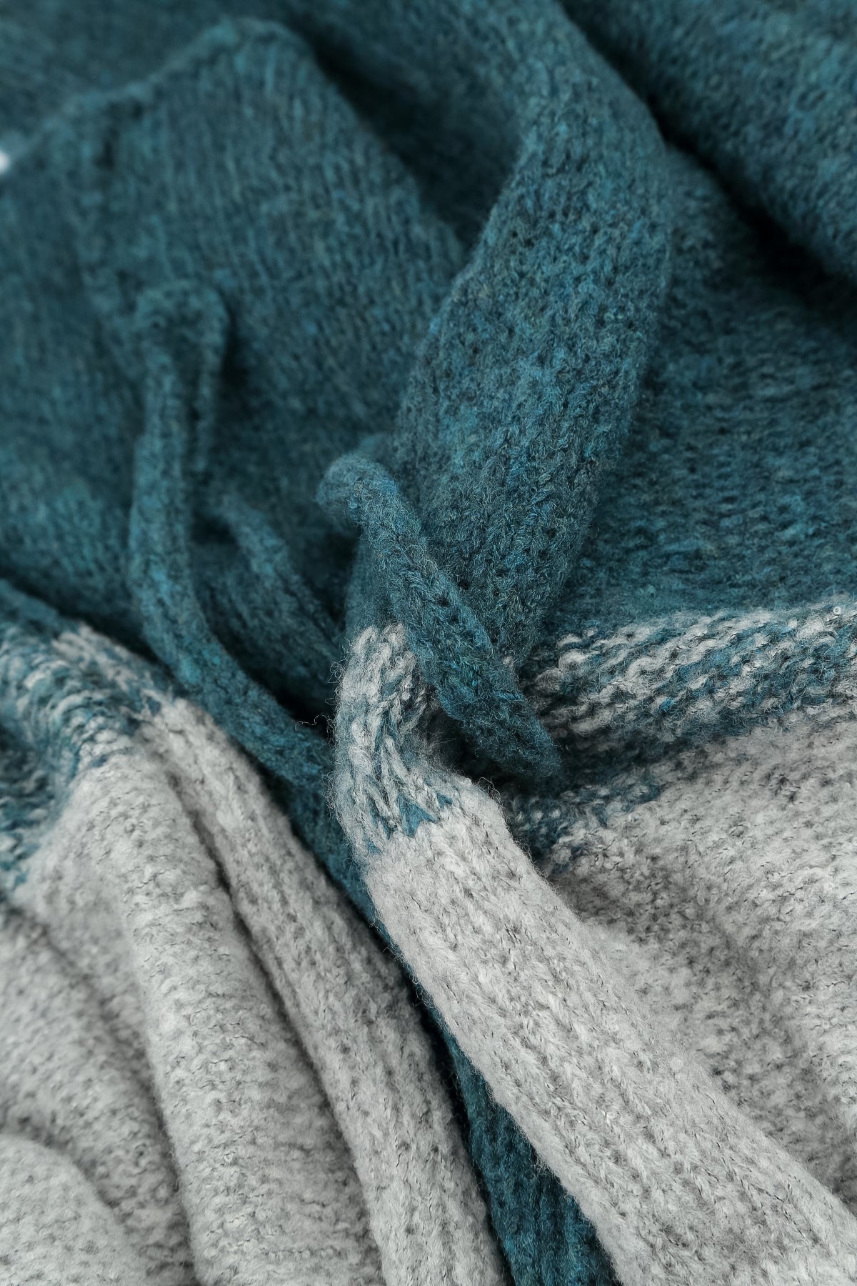 Two-Tone Teal Wool Cardigan 5